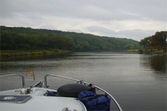 Hohensaaten-Friedrichsthaler-Wasserstraße, auf der Steuerbordseite, Nationalpark Unteres Odertal Hohensaaten-Friedrichsthaler-Wasserstraße, auf der Steuerbordseite, Nationalpark Unteres Odertal