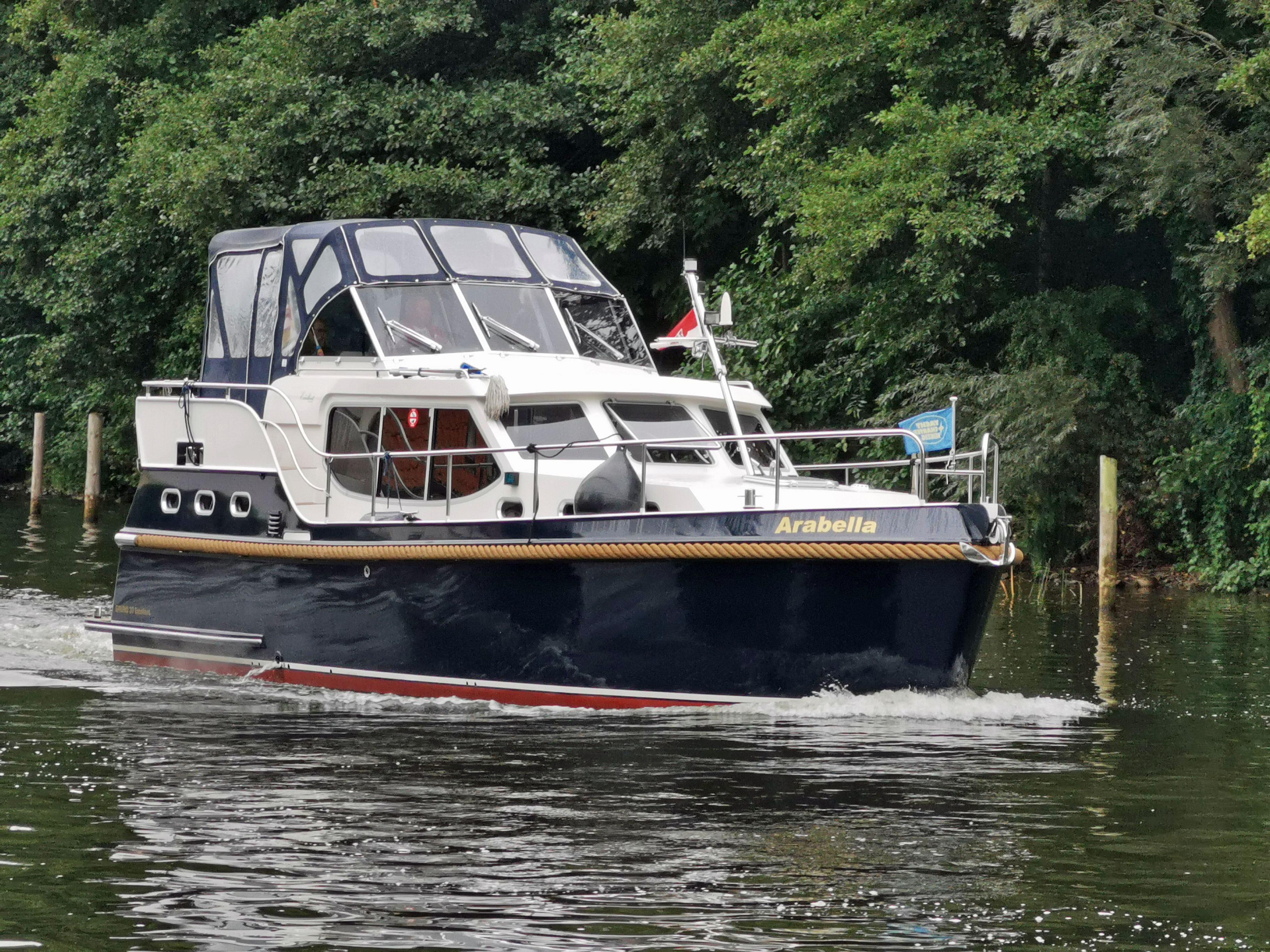 001_yacht_mieten.jpg