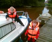 Die Enkelkinder Laura und Steffen